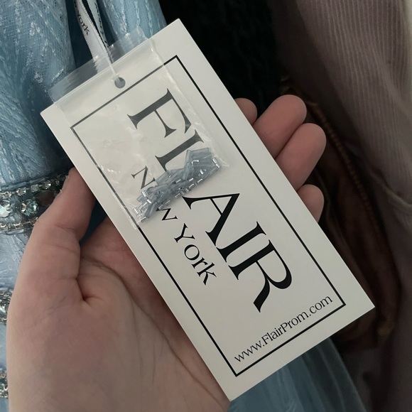 Graduation dress - Picture 8 of 9